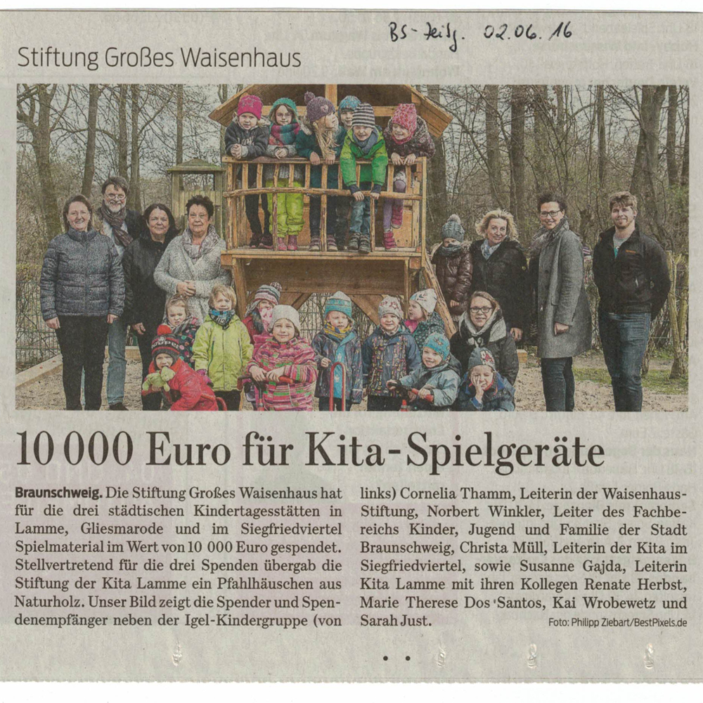Zeitungsartikel für Kita-Spielgeräte über 10000 Euro